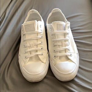 White converse